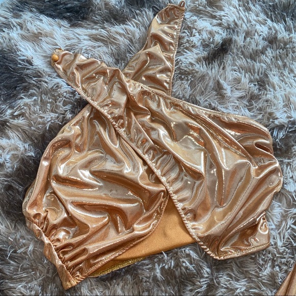 Two Piece MayukoMe Liquid Gold Set - Picture 4 of 4